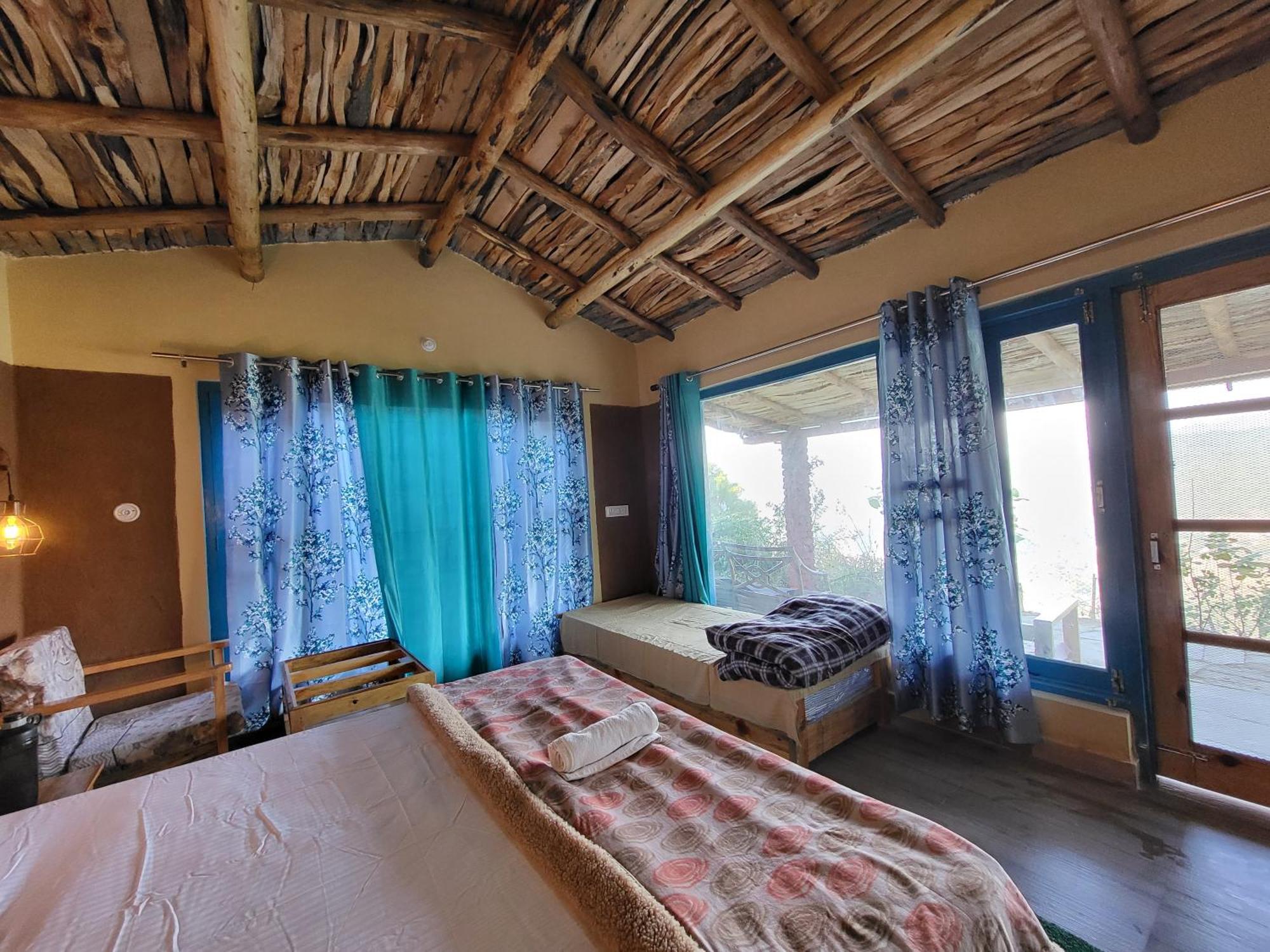 Zenoaks Homestay Almora Exterior foto
